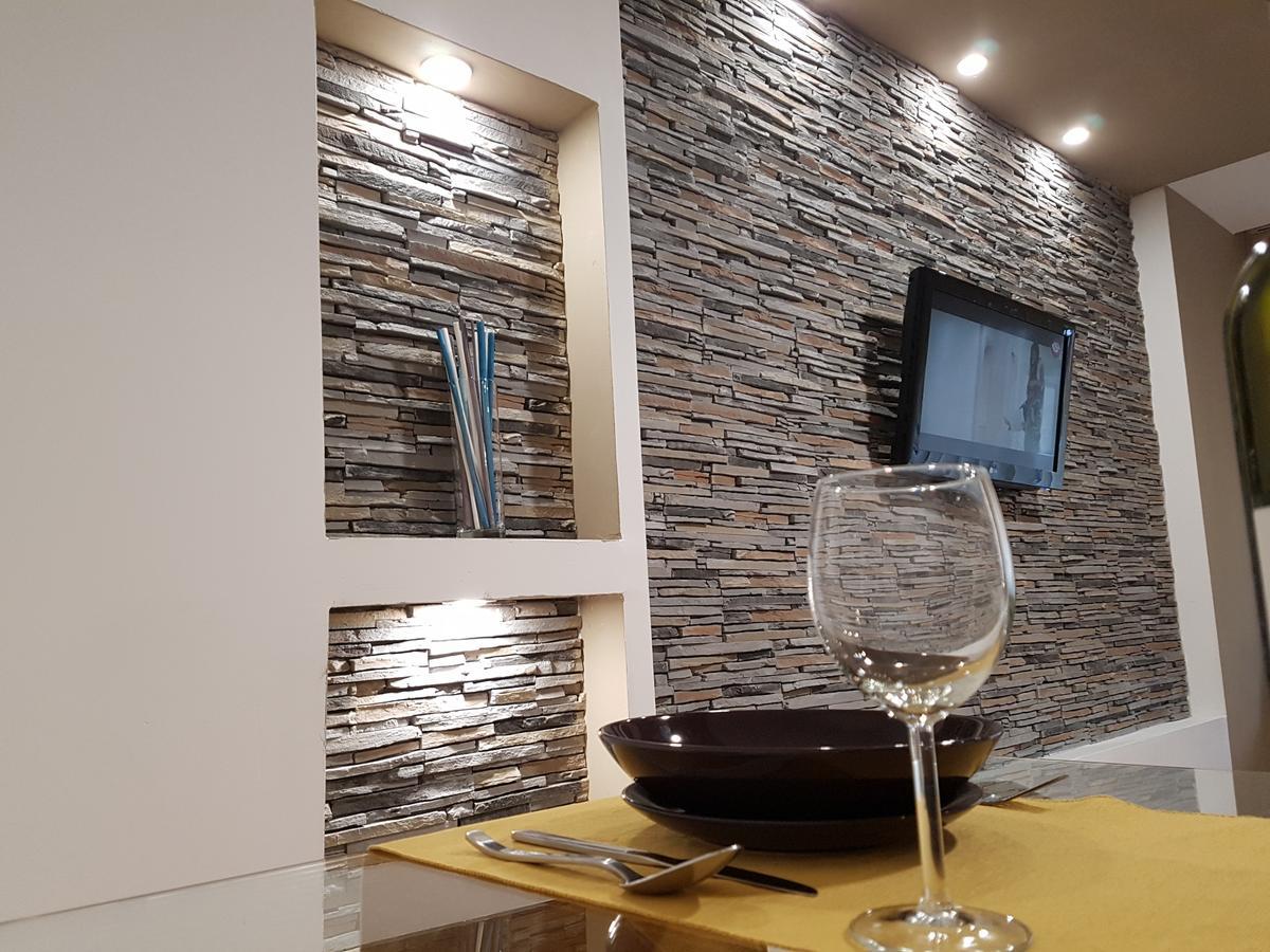 Woodstone Apartment Ploeszti Zewnętrze zdjęcie